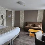 Logis Restaurant De La Poste Hotel