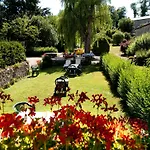 Hotel Logis Restaurant De La Poste 3*