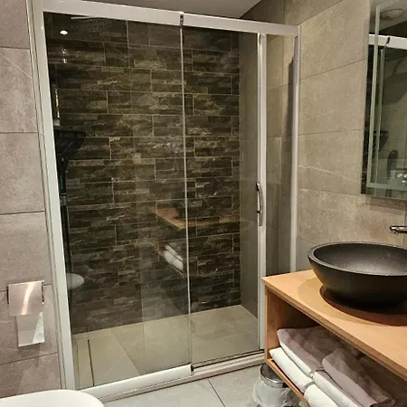 Logis Restaurant De La Poste Hotel