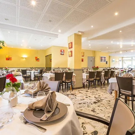 호텔 Logis Restaurant De La Poste