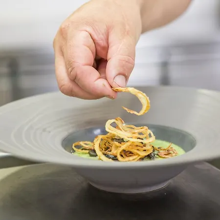 Logis Restaurant De La Poste 호텔