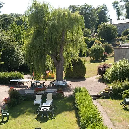 Hotel Logis Restaurant De La Poste 3*