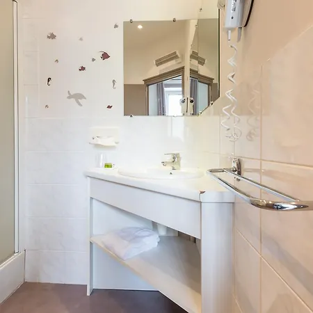 Logis Restaurant De La Poste Hotel Tence