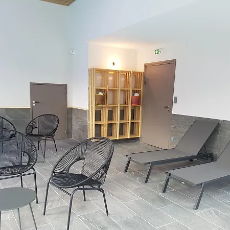 호텔 Logis Restaurant De La Poste