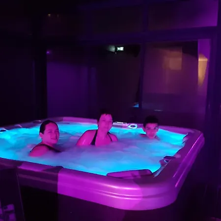 Logis Restaurant De La Poste Hotel Tence