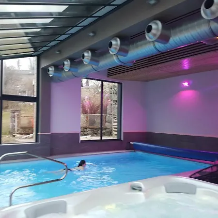 Logis Restaurant De La Poste Hotel