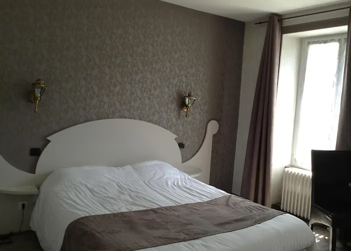 Hotel Logis Restaurant De La Poste Tence