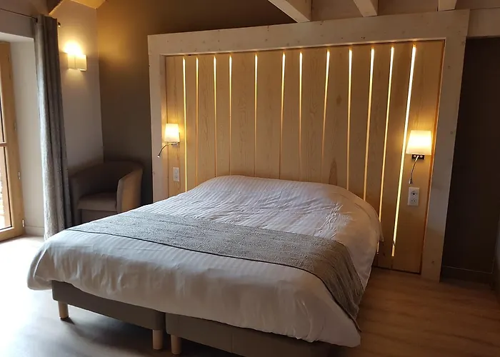 Ξενοδοχείο Logis Restaurant De La Poste Tence