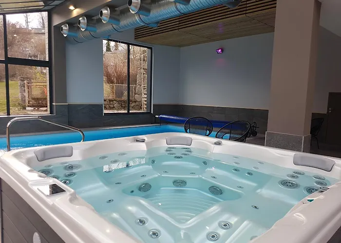 Hotel Logis Restaurant De La Poste